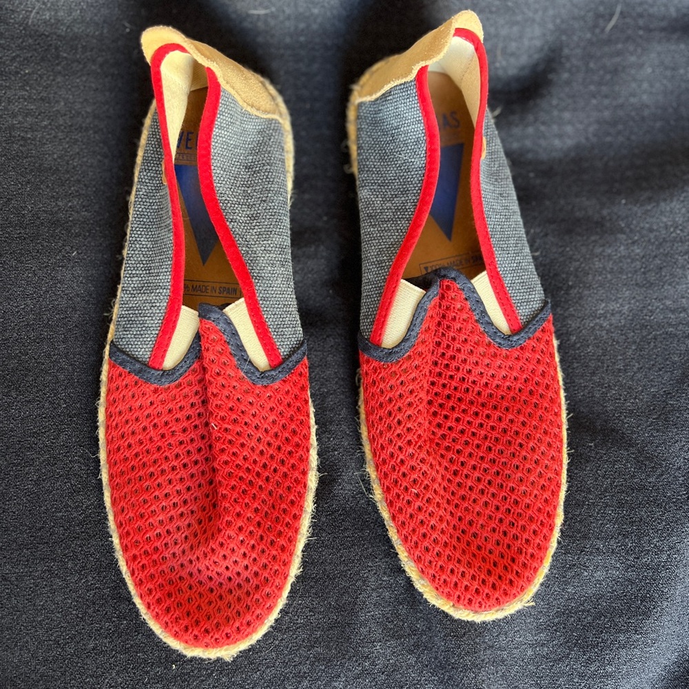 Verbena espadrilles - barely used, men’s size 41 (approx 8.5 US)